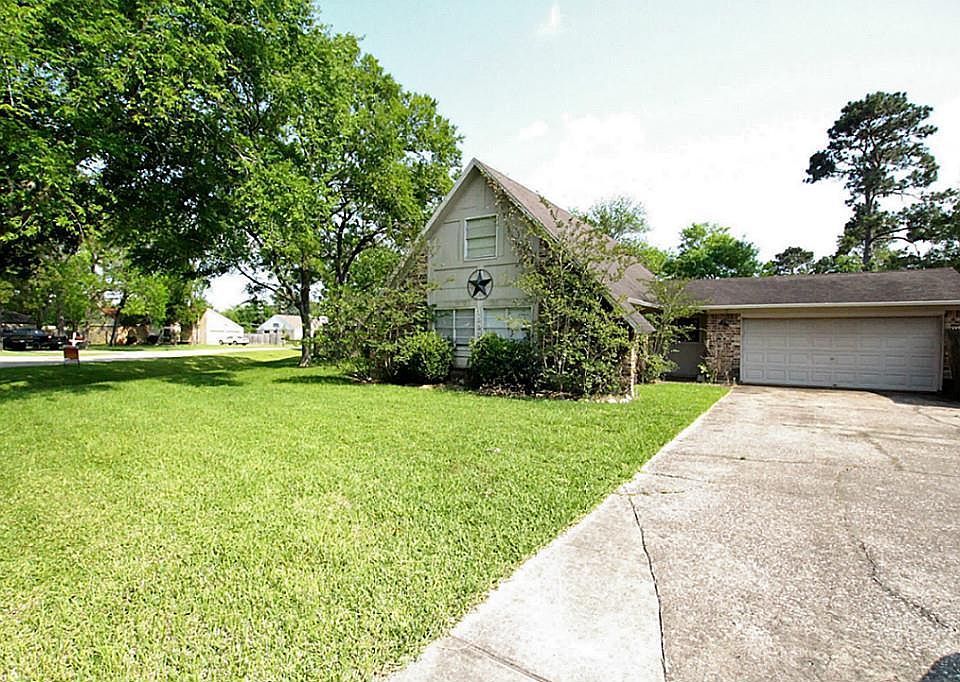 1st image of 10030 Lost Pine Dr