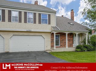 2S722 Grove Ln, Warrenville, IL 60555