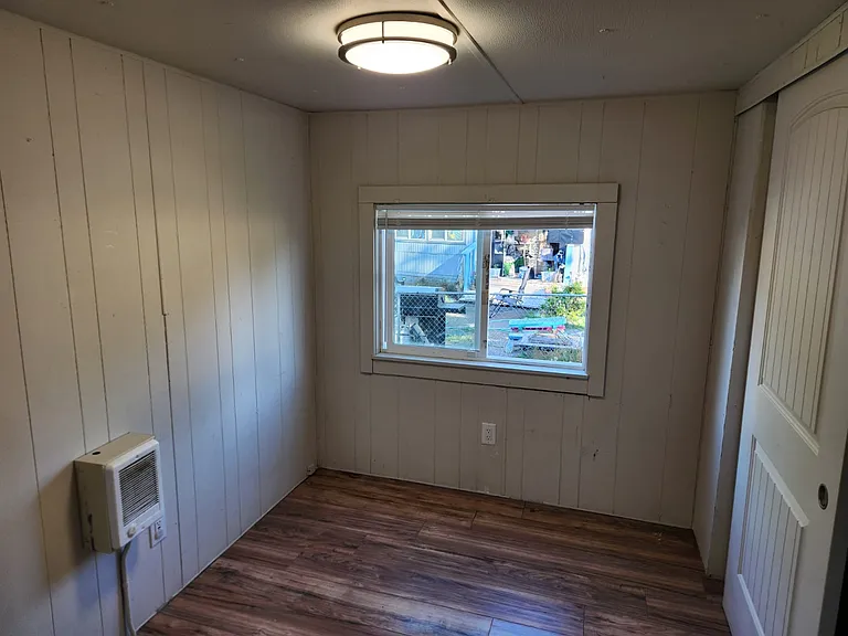 3263 Comber Ct NE — Photo 3