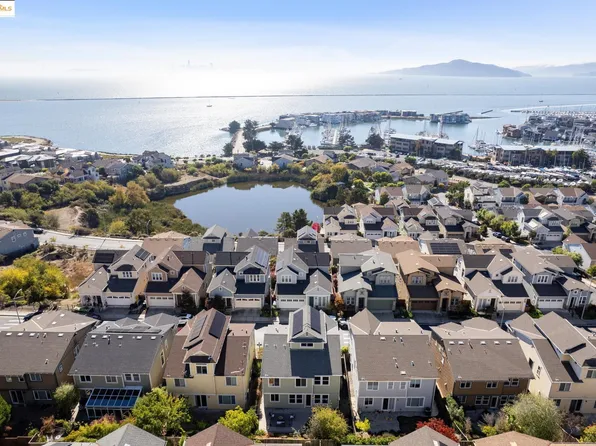 209 Seaview Dr, Richmond, CA 94801