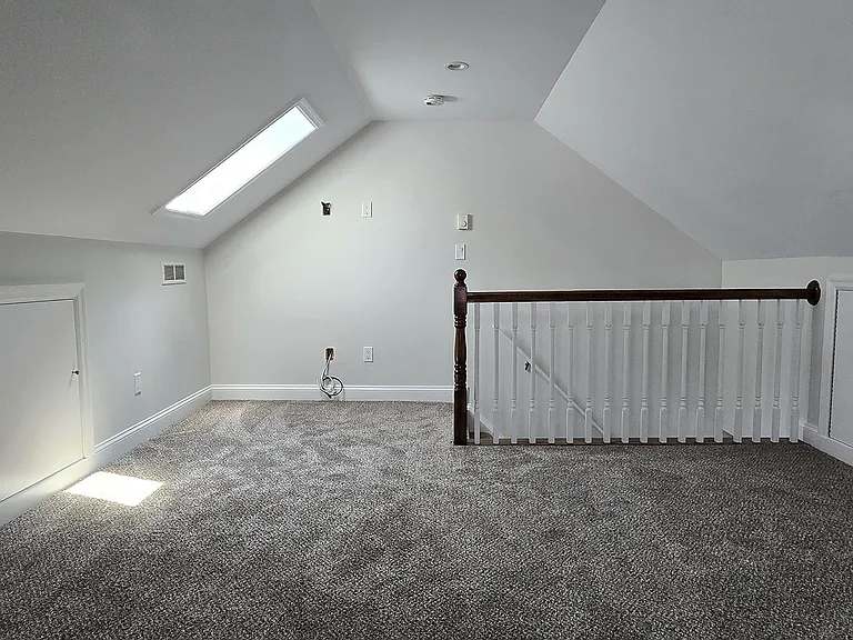 189 Henry St #A — Photo 17
