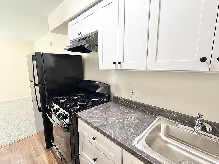 4912 Nash St NE #6 — Photo 6