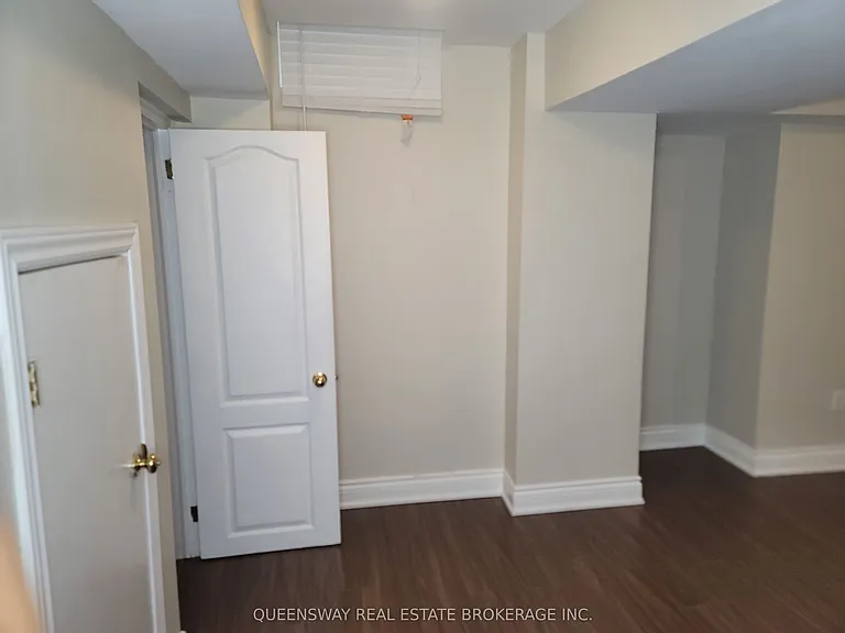 6 Crevice Gate — Photo 10