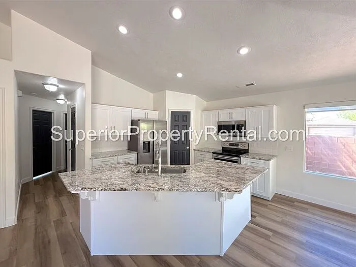 2196 W 1390 N — Photo 7