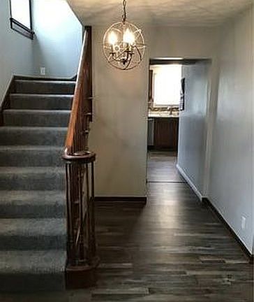 2nd image of 1107 Pearl St