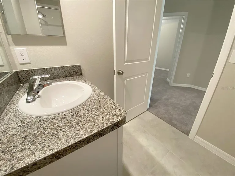 8533 Reedville St — Photo 35