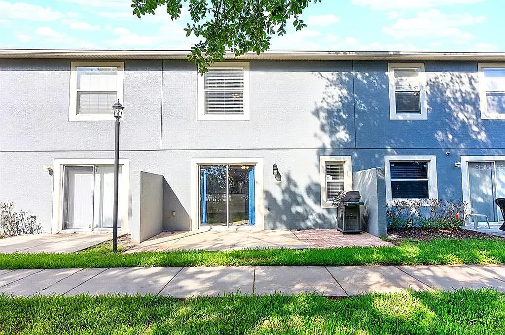 3 bed, 1347 sqft, $850 — Photo 2