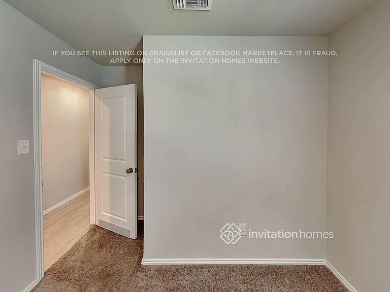 5449 Verdugos Palace — Photo 17