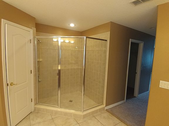 3rd image of 10020 Chardonnay Dr