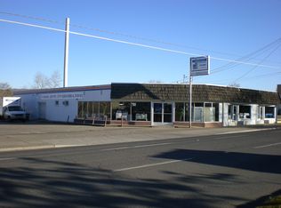 1116 N Riverside Ave, Medford, OR 97501