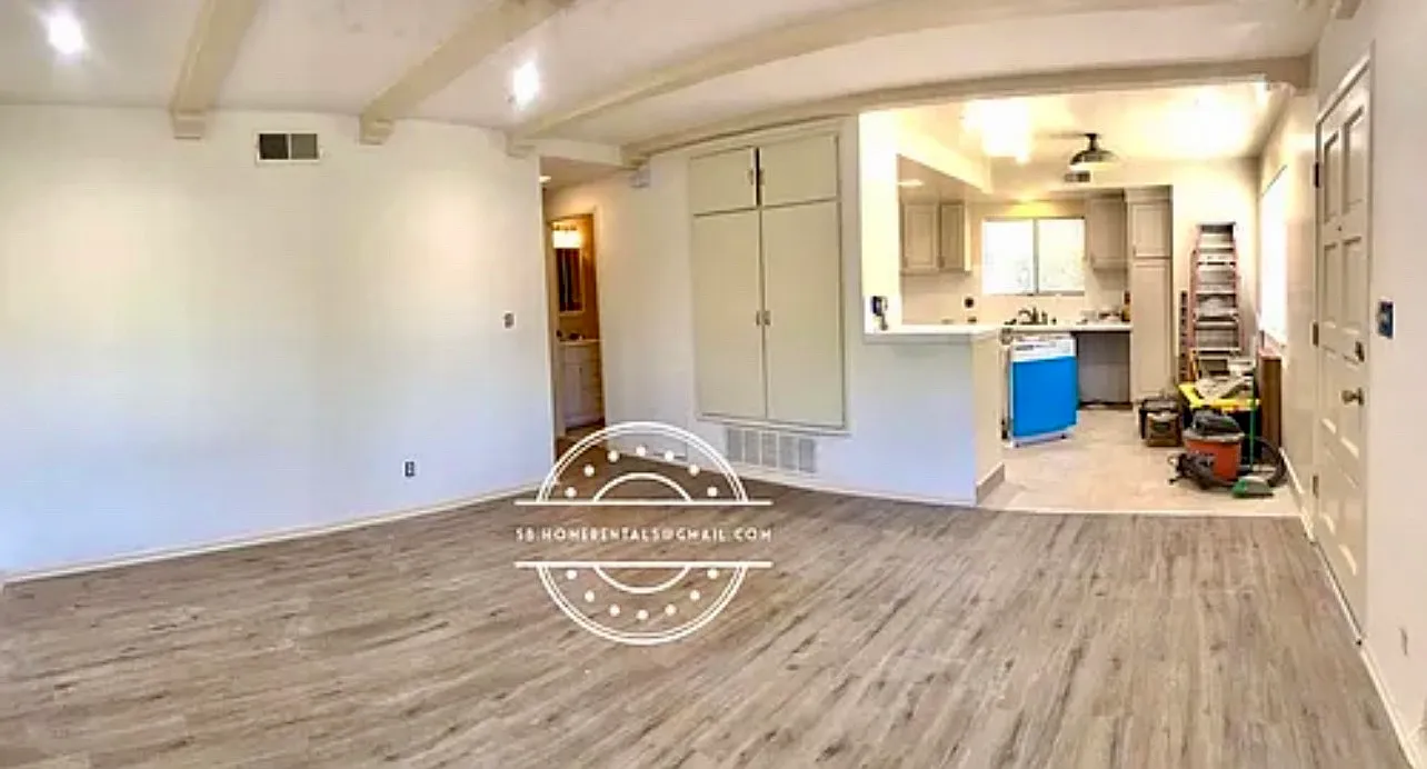 1735 Villa Ave — Photo 4