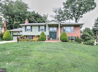 435 W St NW, Vienna, VA 22180