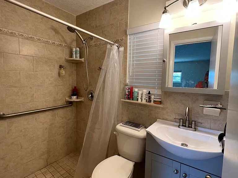 987 Kings Post Rd — Photo 17