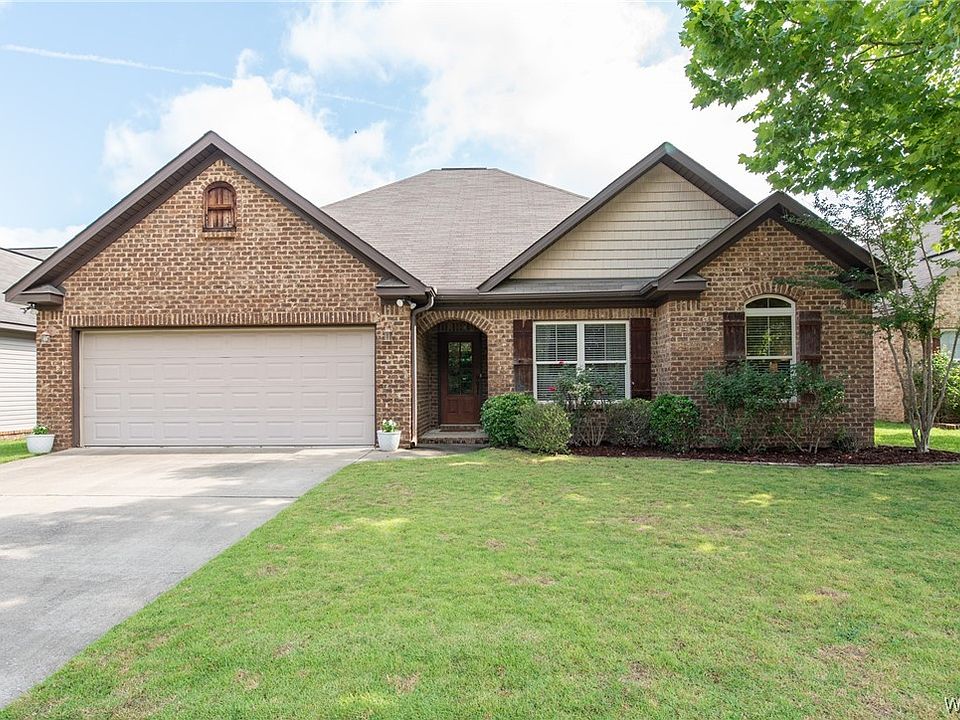 1st image of 2946 Birch Way