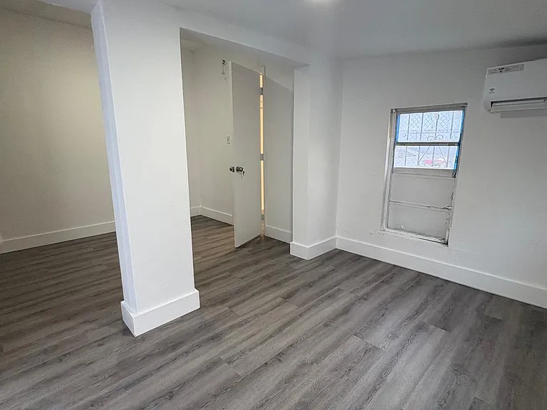 128 NW 9th Ave #6 — Photo 5