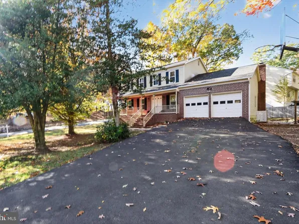 111 Oaklawn Rd, Stafford, VA 22554