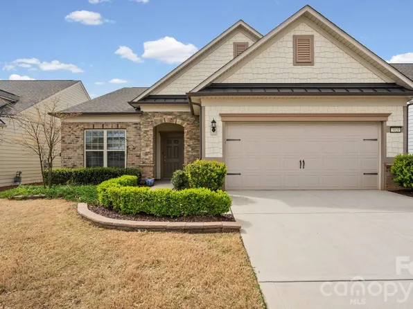 3020 Bartlett St, Fort Mill, SC 29715