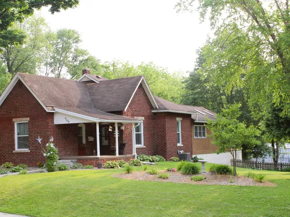 909 S Elm St, Crawfordsville, IN 47933