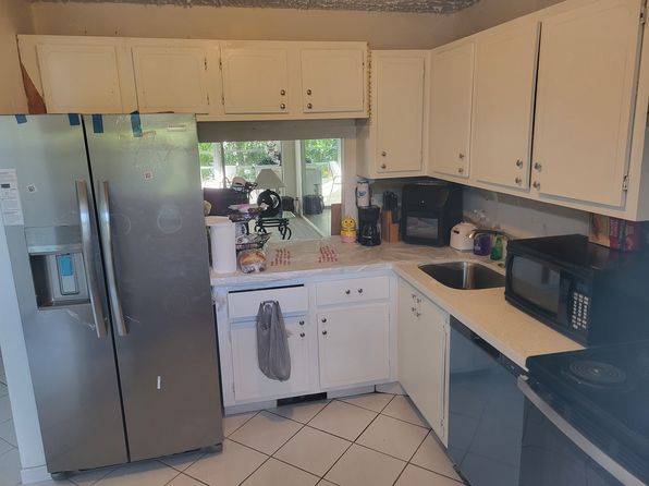 8360 Sands Point Blvd APT G306