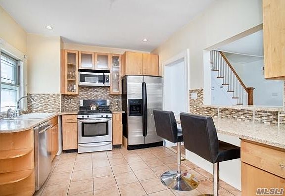 3rd image of 4308 Avenue M