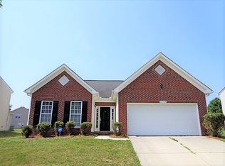 12120 Creek Turn Dr, Charlotte, NC 28278