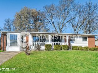 2045 Crane Dr, Florissant, MO