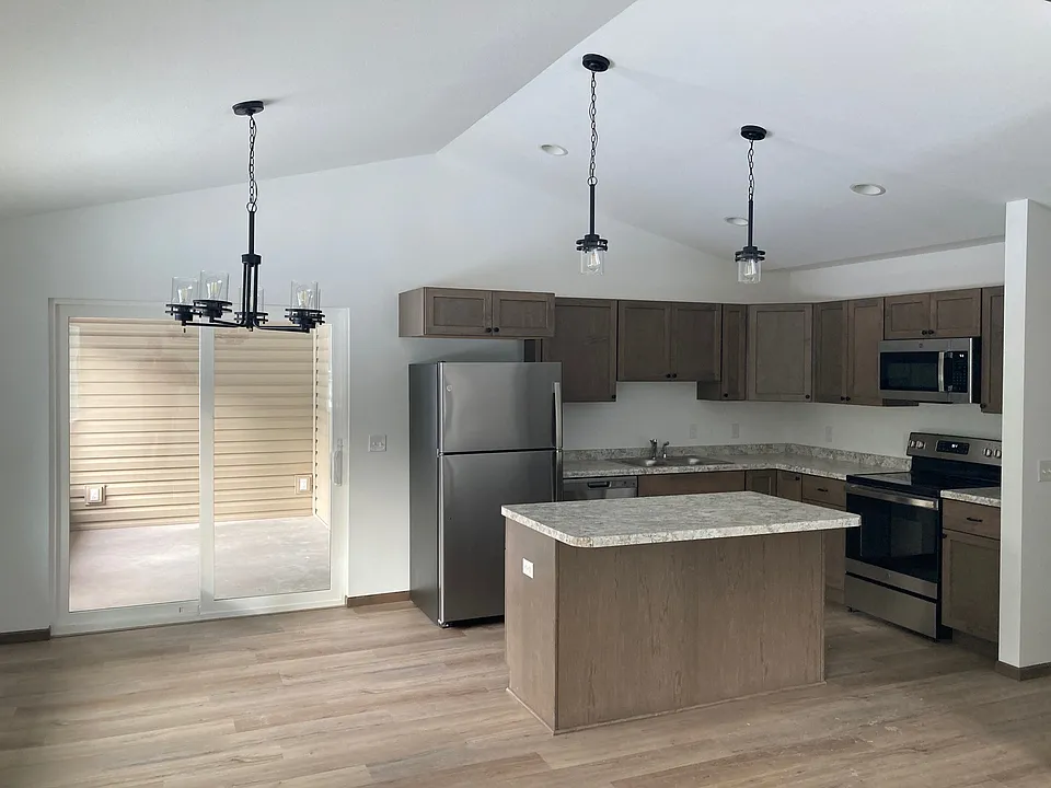 505 Sunrise Ln #505