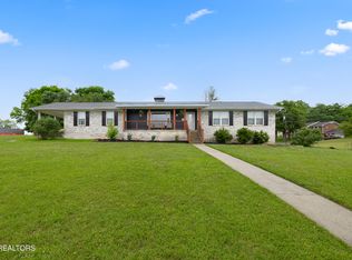 4541 Cobblestone Cir, Knoxville, TN 37938