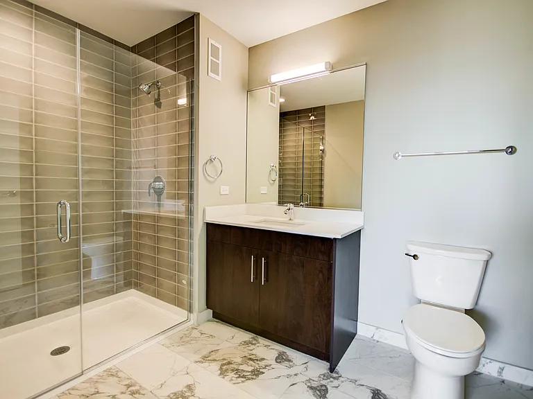 851 W Grand Ave #503 — Photo 5