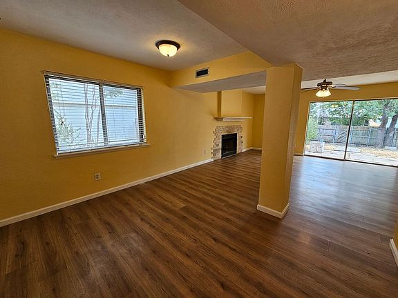 4th image of 1128 Pioneer Ln