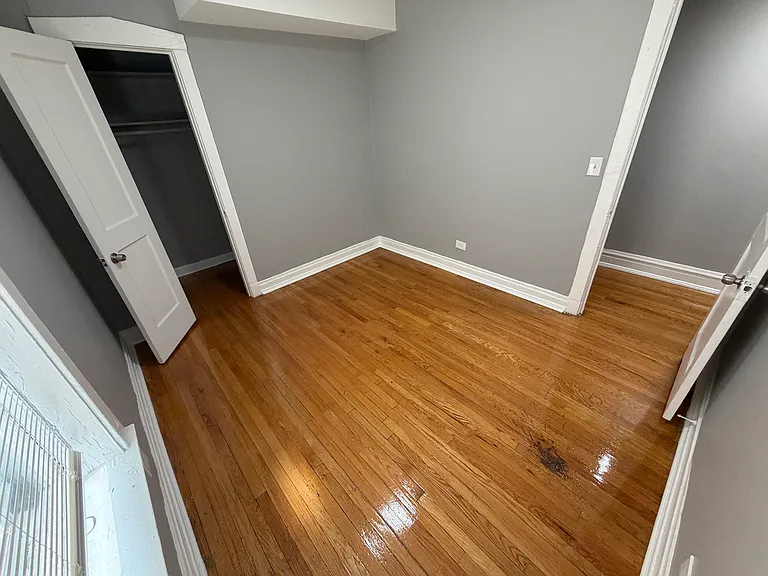 7026 S Clyde Ave #3S — Photo 10