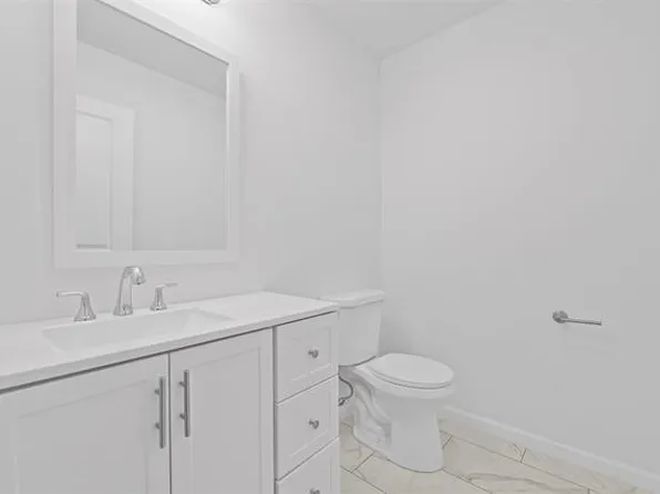 45 Franklin Street image 15 of 23