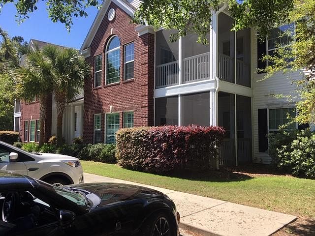 1st image of 144 Golfview Ln #144