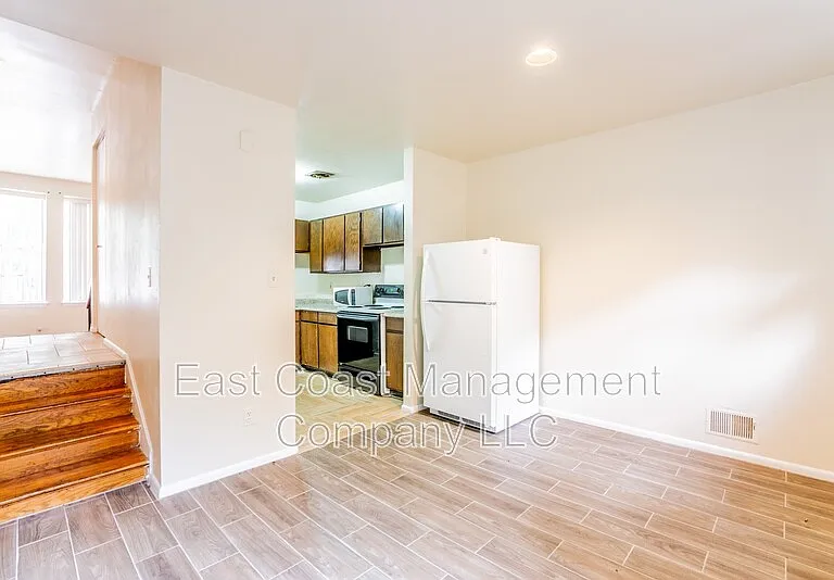 1502 E Baltimore St #1 — Photo 7