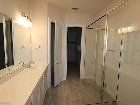4th image of 12590 Murray Ln