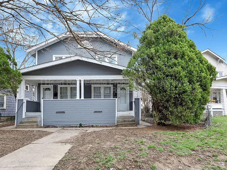 1026 Ellsworth Ave — Photo 1
