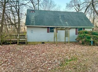 2 Toots Ln, Sidney, IL 61877