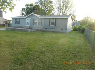 121 N Cedar St, Commerce, OK 74339