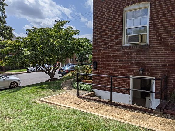 3rd image of 2025 5th St S APT 5