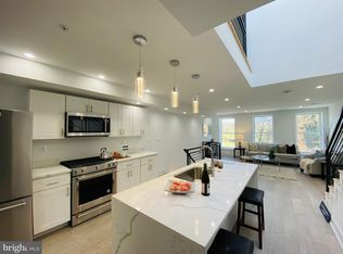 3602 Park Pl NW PENTHOUSE A2, Washington, DC