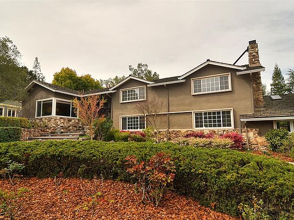 3rd image of 14527 Eastview Dr