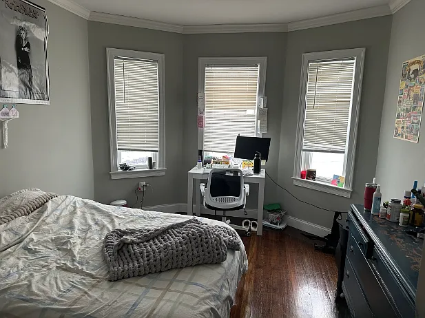 3 bed, 1.5 bath, 999 sqft, $3,500 — Photo 4