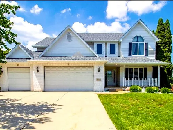 2228 Keene Dr, Schererville, IN 46375