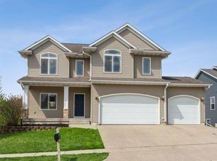 103 Charles Dr, Iowa City, IA 52245