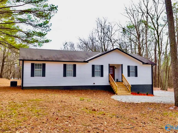 1408 Byrd Rd SE, Hartselle, AL 35640