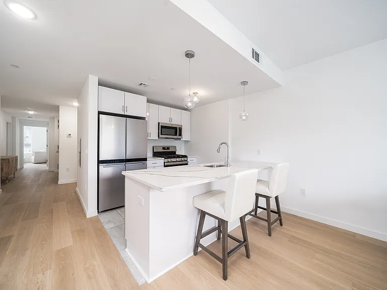 417 Jackson St #3 — Photo 9