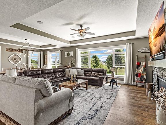 5th image of 17329 109th Avenue