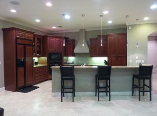 4853 W Flamingo Rd, Tampa, FL 33611