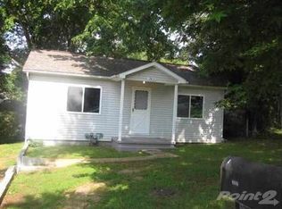 1915 Raulston Ave, Poplar Bluff, MO 63901