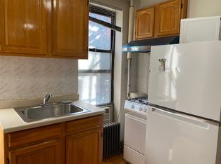 517 E 12th St #4FOUR, New York, NY 10009